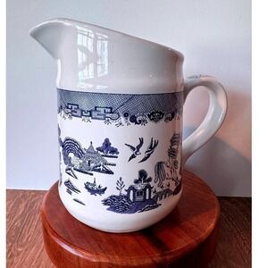 Heritage Mint Blue Willow Ceramic Pitcher 1.5 Quart